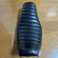 ハーレーダビットソン　シート　黒のサムネイル