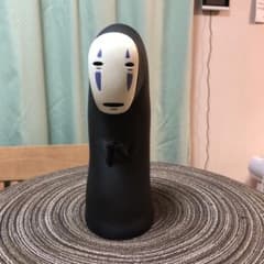 カオナシ貯金箱のサムネイル