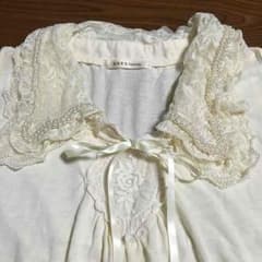 アクシーズ のトップスのサムネイル