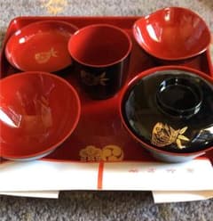 未使用　お食い初め食器セットのサムネイル