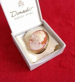ヴィンテージ カメオ ブローチ 18K ゴールド チェック写真。 18__01_1300x.jpg?v=1741562074