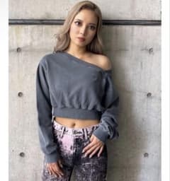 限定値下げ⭕️GYDA ジェイダ ワンショル デザインショートトップスFサイズ