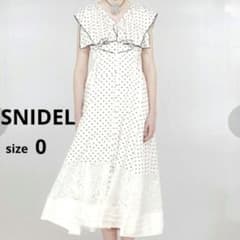 SNIDELラッフルカラーロングワンピースドット柄フレア水玉スナイデル2.3万円のサムネイル
