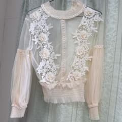 シースルー花柄刺繍長袖ブラウスのサムネイル