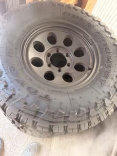 255/85R16 タイヤ4本ホイールセットランクル80ナロー 255/85R16 タイヤ4本ホイールセットランクル80ナロー - メルカリ