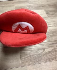 マリオの被り物のサムネイル