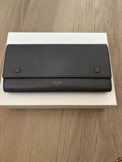CELINE 長財布　箱付きのサムネイル