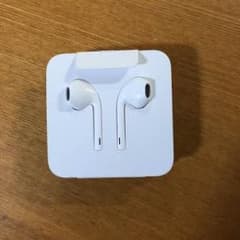 iPhone8 純正イヤホン アップルのサムネイル