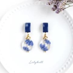大人気♡ネイビースクエア×ネイビークリアフラワーのゆらゆらピアス♡イヤリング