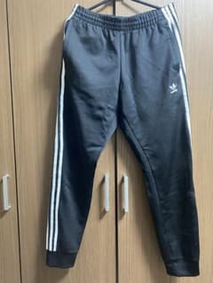 adidas originals ブラック スウェットパンツ 3本ラインのサムネイル