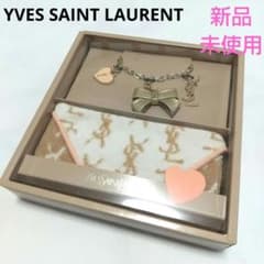 YVES SAINT LAURENT イヴサンローラン ハンドタオル チャームのサムネイル