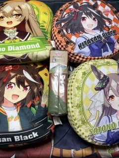 ウマ娘キタサンブラック&サトノダイヤモンドクッション4種 掛けふとんカバーのぼり ウマ娘キタサンブラック&サトノダイヤモンドクッション4種 掛けふとん