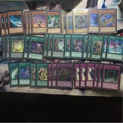 遊戯王ブラックマジシャンデッキのサムネイル