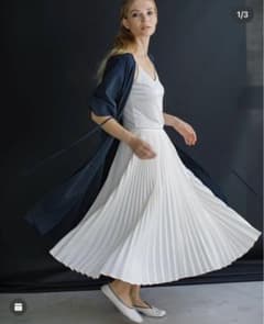 ♡cen.  プリーツスカート  OFF WHITE 40♡のサムネイル