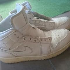 Nike AIR JORDAN1 MIDのサムネイル
