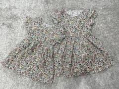 小花柄ワンピース 90 110 姉妹リンクのサムネイル