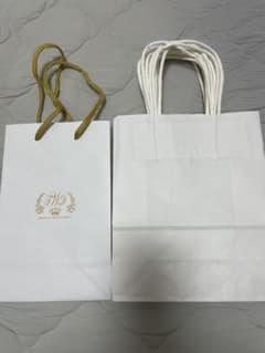 ピアリー 紙袋のサムネイル