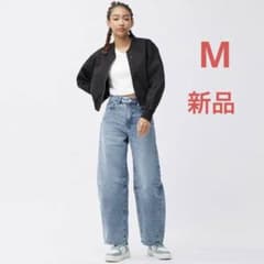 GU ジーユー　バレルレッグジーンズ　Q+E  Mサイズのサムネイル