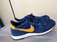 NIKE ナイキ スニーカーのサムネイル