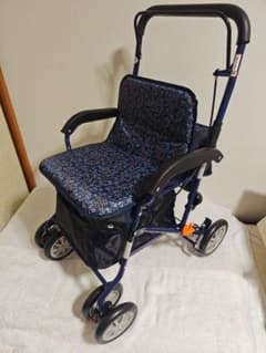 超美品 幸和製作所 シルバーカー SIST02-KN ボクスト 幸和製作所】シルバーカー ボクスト SIST02| 手押し車 通販の