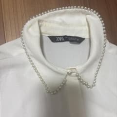 ZARA パール付きノースリーブシャツ ホワイトのサムネイル