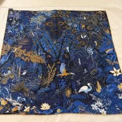 美品 エルメス スカーフ 90 シルク ブルー系 ネイビー系 鳥 動物 物語