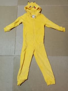 H&M ピカチュウ 着ぐるみ 130cmのサムネイル