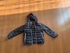 MONCLER ブラックダウンジャケットのサムネイル