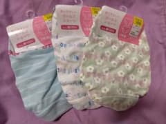 のん様専用❤ガールズショーツ 女の子肌着 肌着100 下着100のサムネイル