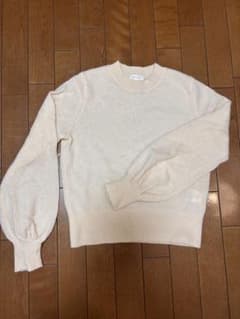 DEMYLEE❤️カシミヤ100パーセントニットのサムネイル