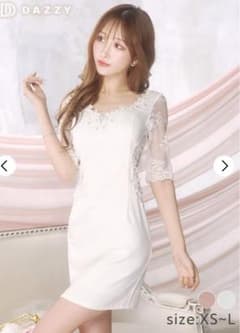 DAZZY ホワイト タイトドレスmのサムネイル