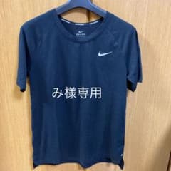 NIKE ブラック　半袖Ｔのサムネイル