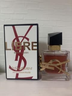 最終値下げ!!リブレ オーデパルファム ベリークラッシュ 30ml YSL リブレ オーデパルファム ベリークラッシュ 30ml - メルカリ