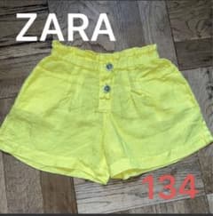 ZARAキッズ　パンツ　134のサムネイル