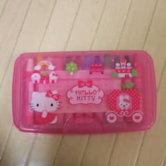 ハローキティ12色クレヨンのサムネイル