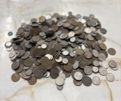 ゆ*り様 古銭 まとめ売り 大量 日本貨幣のサムネイル