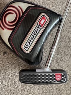 ODYSSEY O-WORKS パター R-LINE CS 34 インチのサムネイル