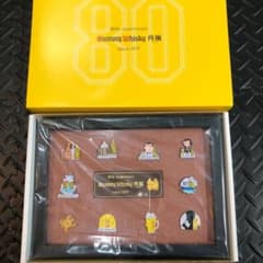 【非売品】サントリーウイスキー角瓶　80周年記念ピンバッチセット【レア品】のサムネイル