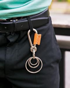 新品未使用　Hender Scheme カラビナ キーホルダー　ナチュラルのサムネイル