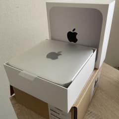 Apple  M1 Mac mini 8GBメモリ 256GB SSDのサムネイル