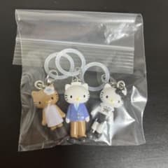 サンリオ ハローキティ あしながめじるしアクセサリー ガチャ キティ　3点セットのサムネイル