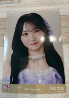 野口衣織 生写真 チュウ 年末歌番組衣装のサムネイル