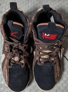 値引中　Reebok Looney TunesハリカゼⅡ 27.5㎝のサムネイル