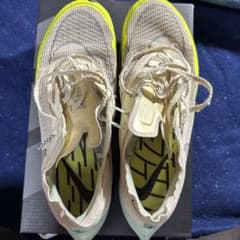 NIKE ヴェイパーフライ2のサムネイル