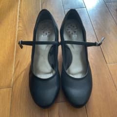 【最終セール】L&B GALLORIA パンプス　黒のサムネイル