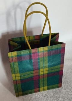 伊勢丹 ISETAN リンツ ショッパー 紙袋 2枚セットのサムネイル