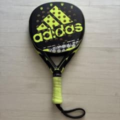 가격 인하 중 adidas 패들 라켓