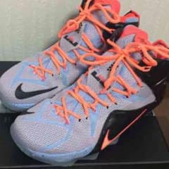 値下げ！ナイキ nike レブロン 12  EP イースター 27.5 バッシュのサムネイル