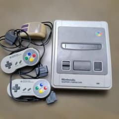 スーパーファミコン本体コントローラー&マウス【動作未確認】のサムネイル