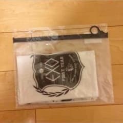 exo 公式 タオルのサムネイル